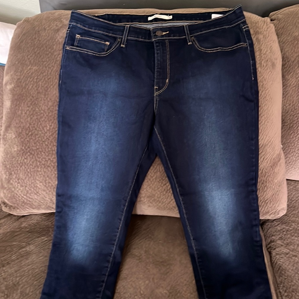 Women’s skinny jeans